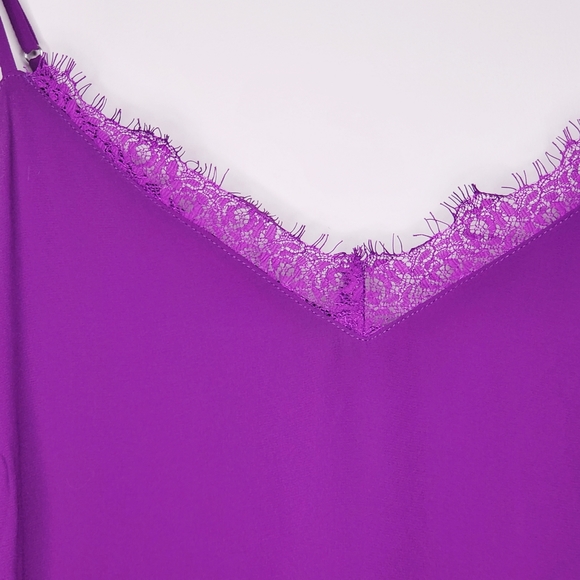 Ladies Tank Top Purple with Lace Details - Picture 2 of 5